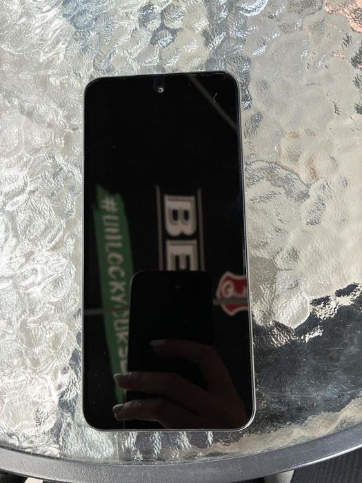 Продавам телефон tecno spark go 2