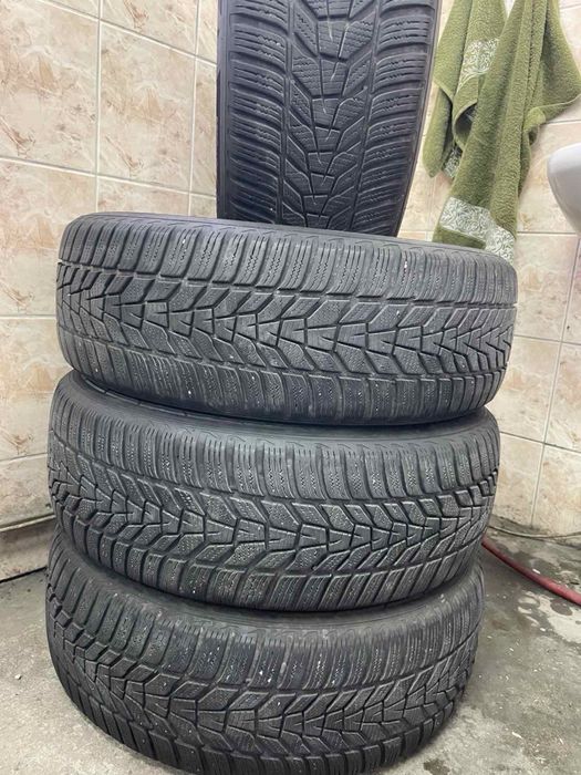 Зимни Гуми HANKOOK 225/60R17