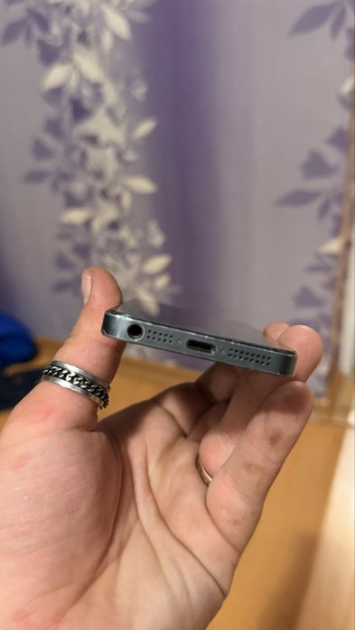iphone 5 32gb 2бр