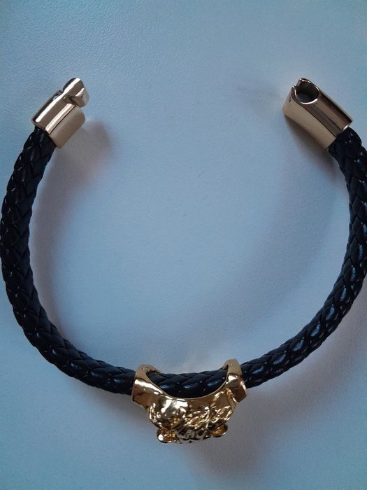 Гривна с лъвска глава 23см дължина. Последна бройка