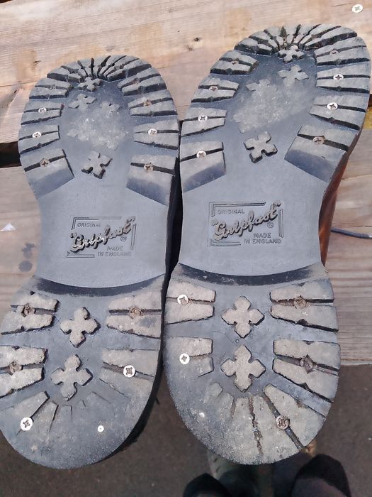 Продам ботинки фирмы Грипфаст Англия