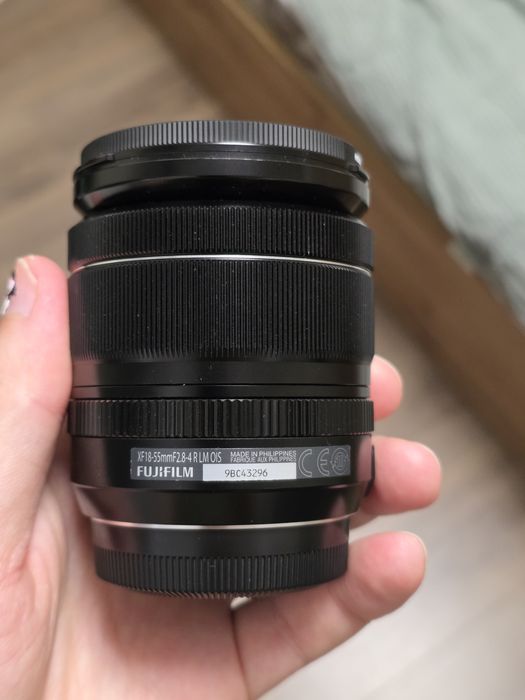 Обектив Fujifilm Fujinon XF 18-55mm F2.8-4 R LM OIS.