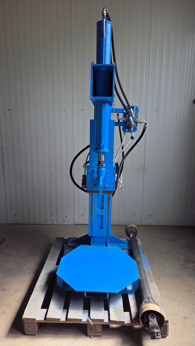 Despicator de lemne profesional - Diferite modele si forte- remorca