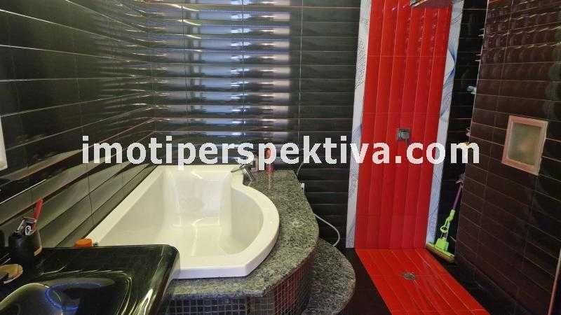 Продава се Тристаен апартамент в Пловдив, Кършияка - 100 кв.м за 1632 €/кв.м - Снимка #13