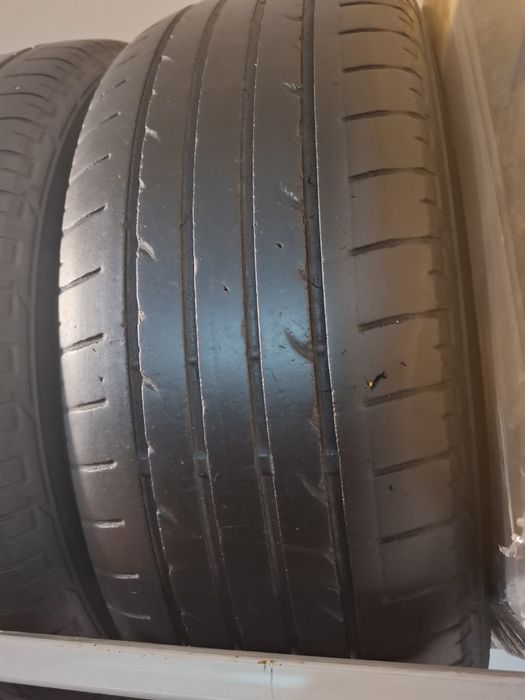 Продам  резину  на 17