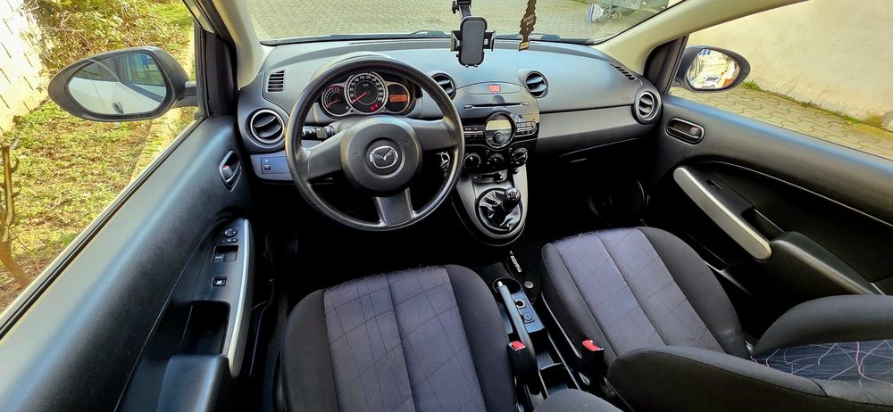 Mazda 2 Euro 5   1.3 benzina  2012