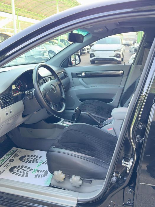 Yangidek Jentra Gentra 1.5 sotiladi 3poz lyuk bor