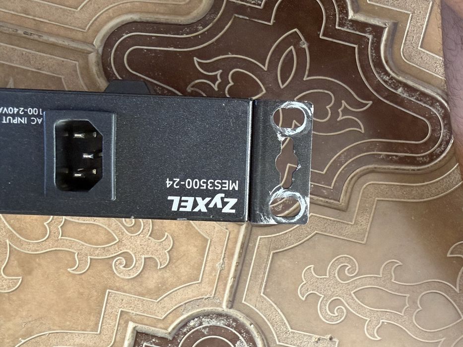 Zyxel MES3500-24
