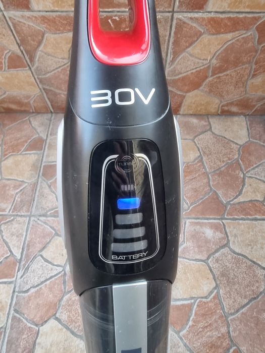 Aspirator fara fir HOOVER