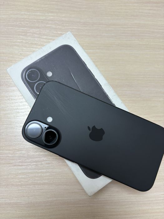 Продам айфон 16 черный iphone 16