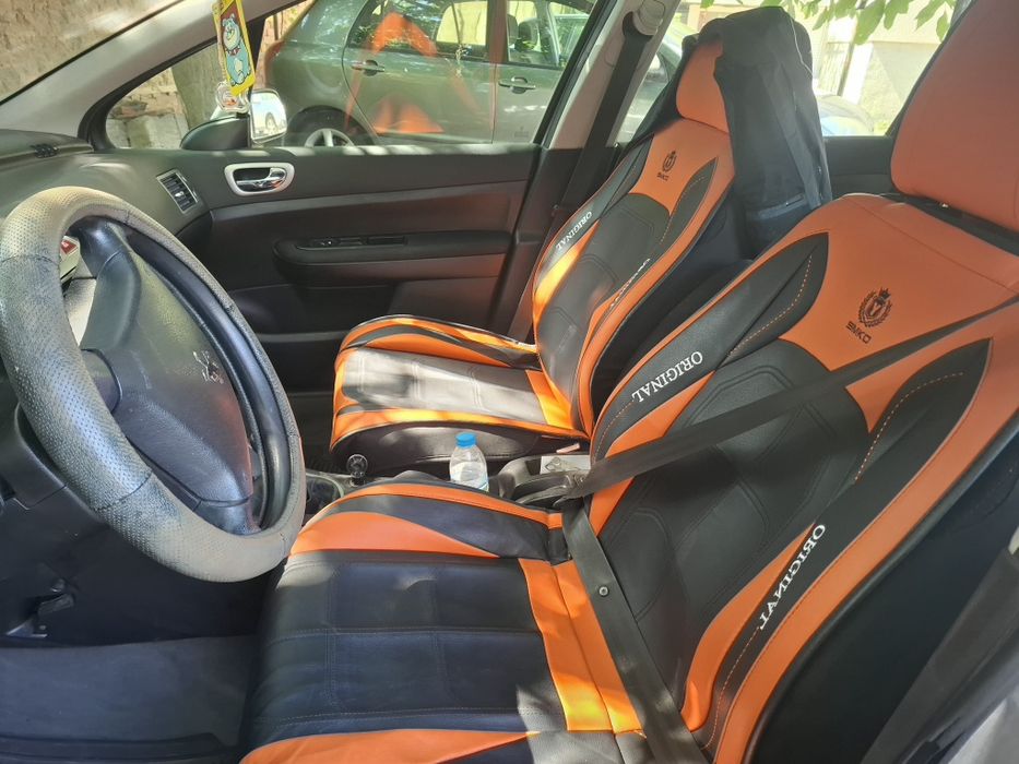 Автомобил Пежо 307 SW