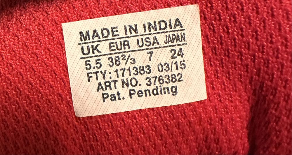 Adidasi Salomon cu GoreTex