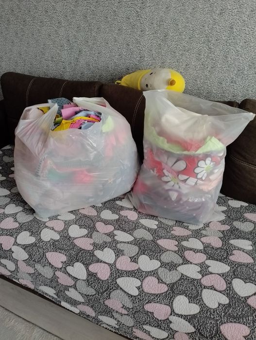 Продам детские вещи