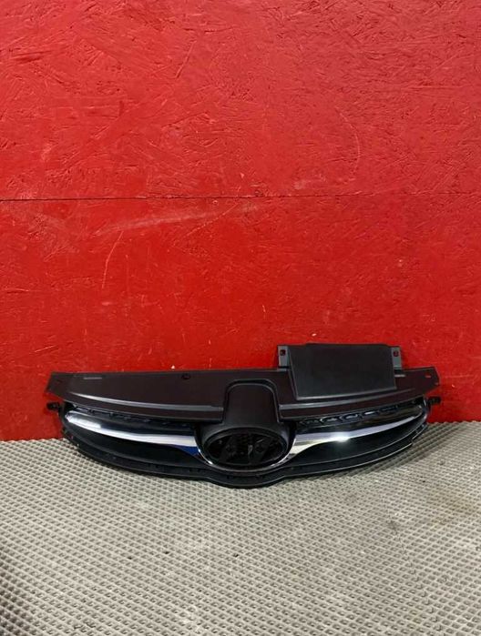 Решетка радиатора Hyundai Elantra MD (2010–2013) Jorden