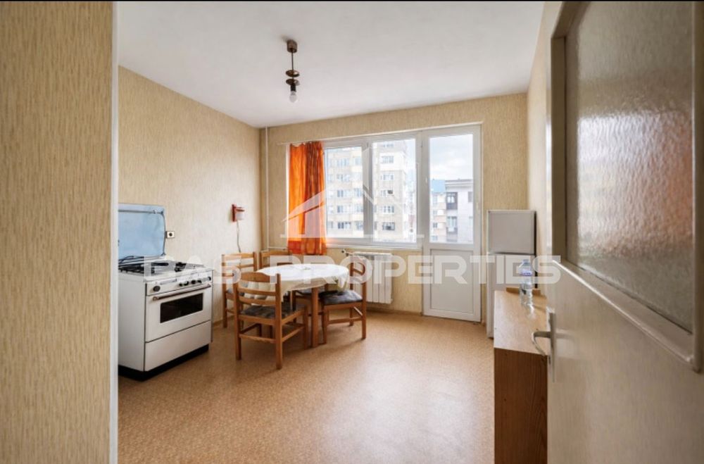 Продава се Двустаен апартамент в София, Иван Вазов - 49 кв.м за 2550 €/кв.м - Снимка #2