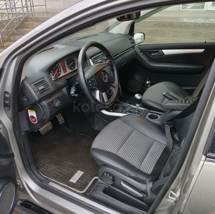 Продам мерс b-200