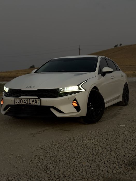 Kia K5 2023 Ideal.