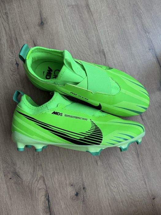 Ghete fotbal gazon Nike 38