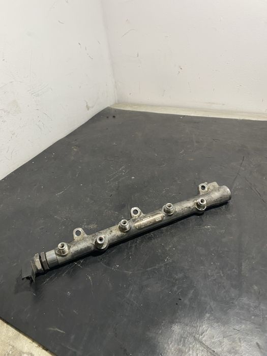 Rampa injectoare BMW X3 E83 2.0 diesel M47 150cp