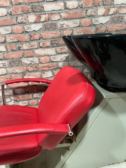 Мойка для салона срочно солилади