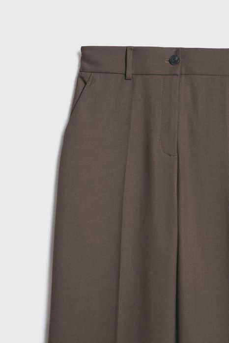 Продам классические брюки lime