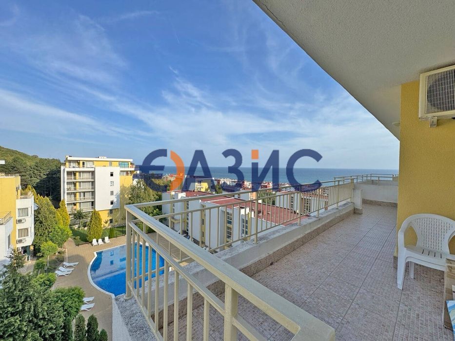 Двустаен апартамент в комплекс Crown Fort Club, 66 кв.м., Свети Влас,