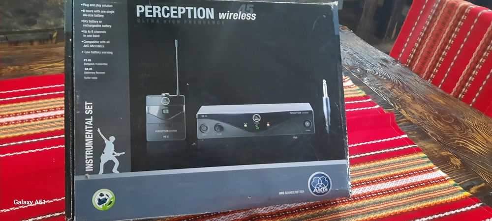 Продавам инструментално  дистанционно Akg PT45