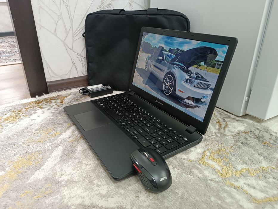 НОУТБУК Acer, мышка и сумка.