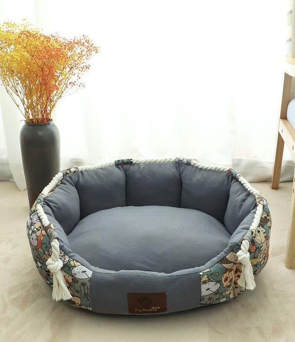 Лежаки для кошек и собак