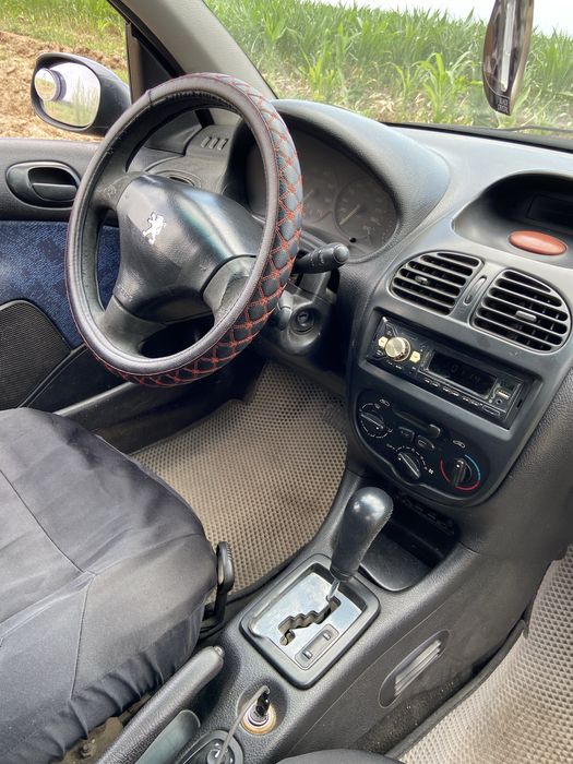 Peugeot 206 продам