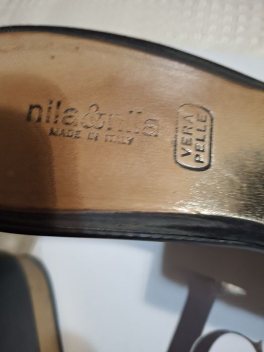 Черни сандали велурови.Италия.