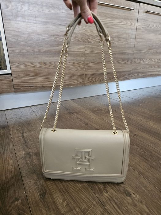 Дамска чанта Tommy Hilfiger
