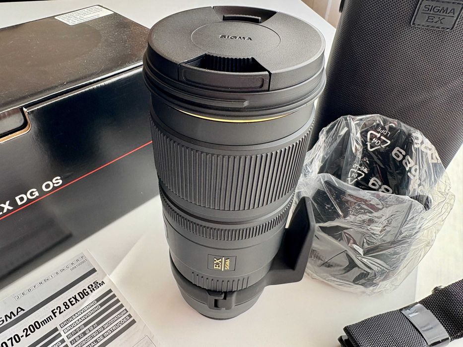 Sigma 70-200mm F2.8 APO EX DG OS HSM Nikon | Пълен комплект | Неразличим от нов
