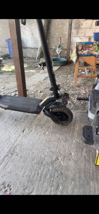 Vând sau schimb Trotinete electrică myria 7041