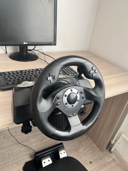 Компьютер с рулем
