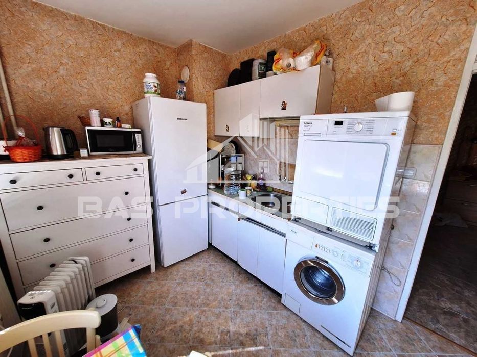 Продава се Едностаен апартамент в София, Обеля 2 - 45 кв.м за 2289 €/кв.м - Снимка #1