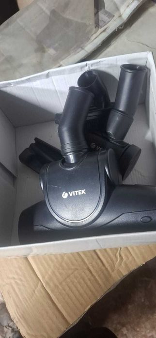 Пылесос VITEK На воде