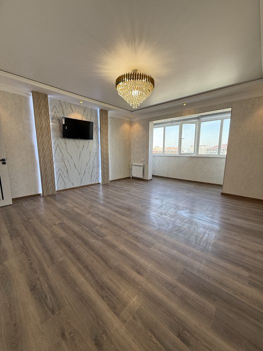 Продам  3 ком  Ц-2  Алайский ринок