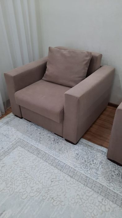 Продам 2 кресла-кровати