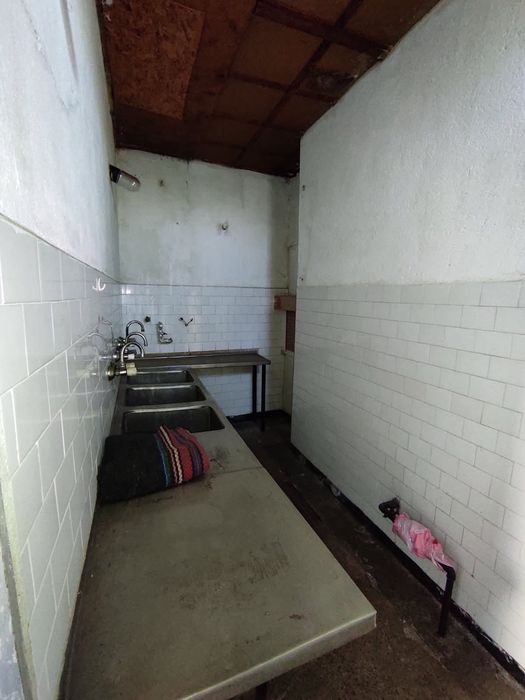Продава се Заведение в с. Стрелци, Област Пловдив - 205 кв.м за 283 €/кв.м - Снимка #9