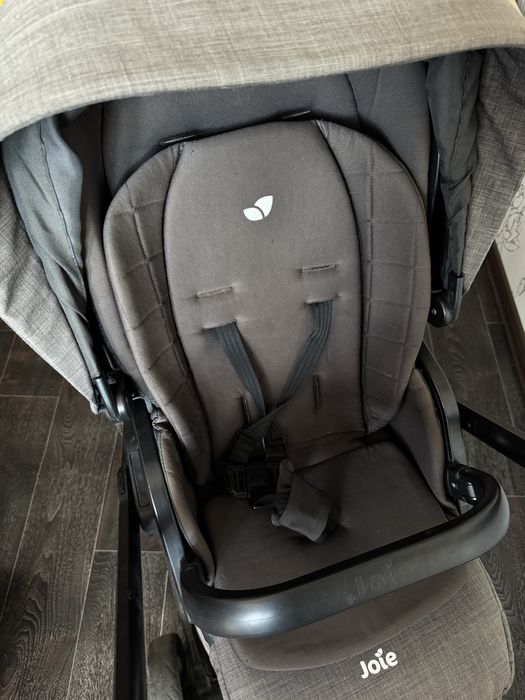 Коляска прогулочная бу