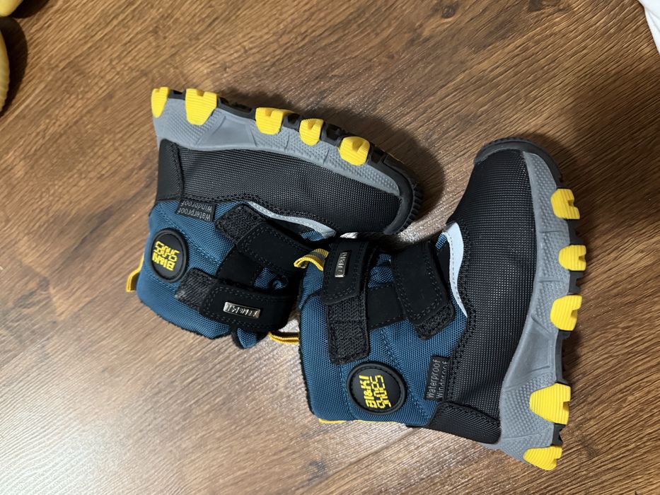 Детская обувь новые