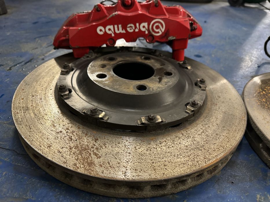 Frane Brembo 8 pistonase!