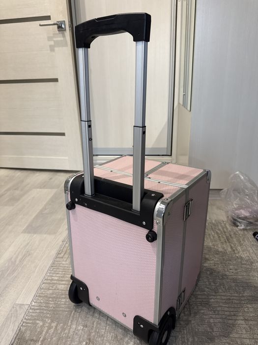 Бьюти кейс, чемодан