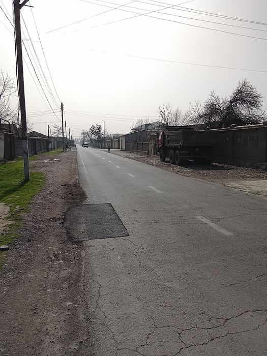 1.5 sotix 3 xonali uy sotiladi