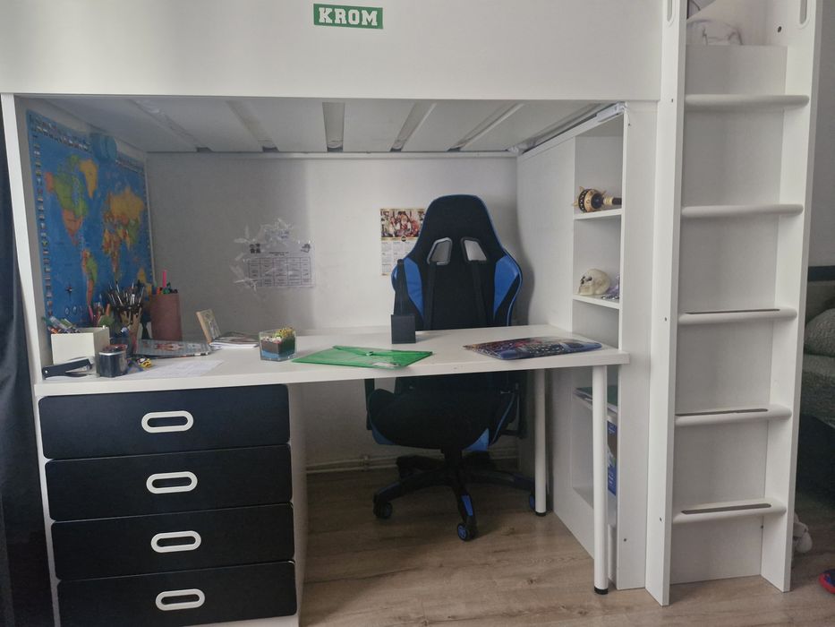 Pat etajat Ikea  cu birou