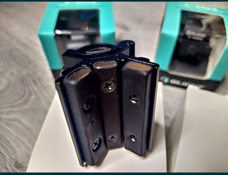 Suport Magnetic Olight XWM-03, Sistem Reglabil la Cei 3 Magneti