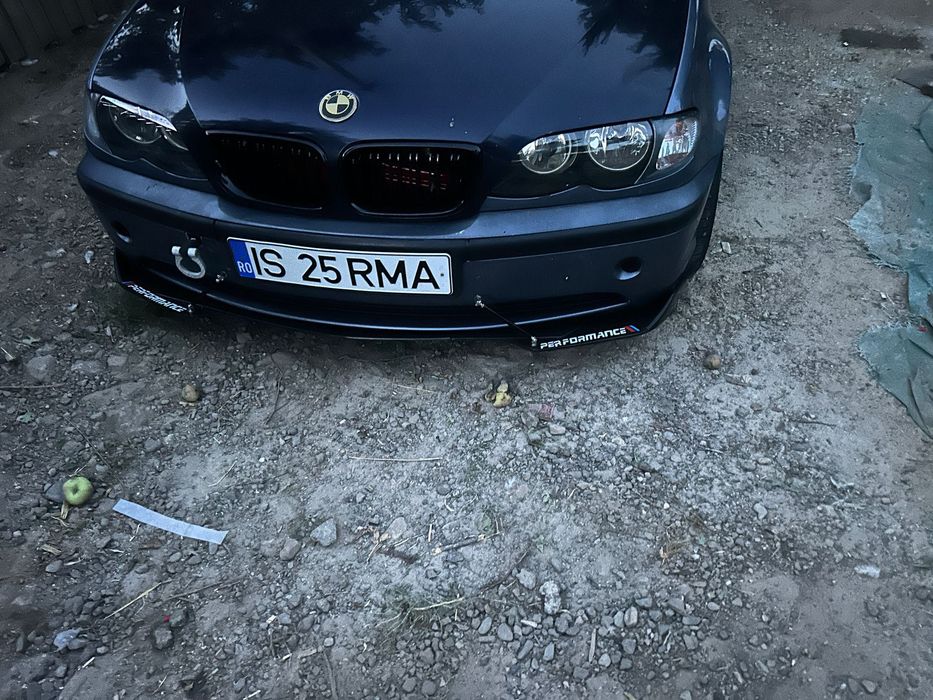 Vând BMW 318i in stare perfectă