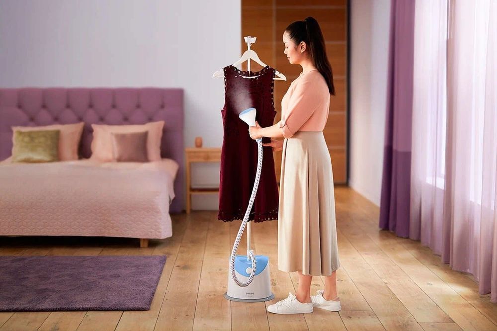 Отпариватель для одежды Philips GC482
