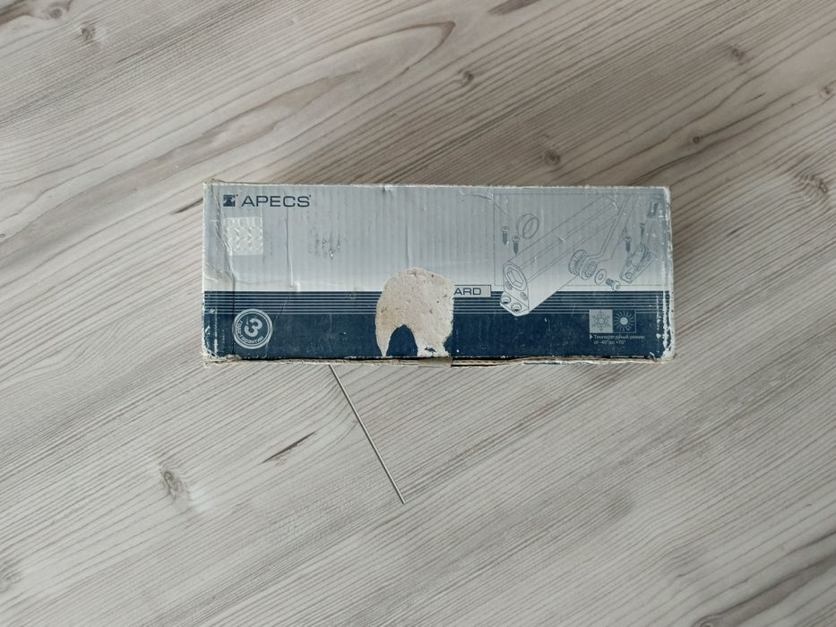 Продам доводчик дверной